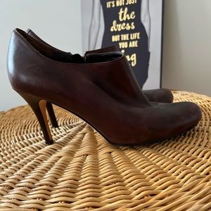 Women’s leather Cole Haan booties size 10 excellent condition